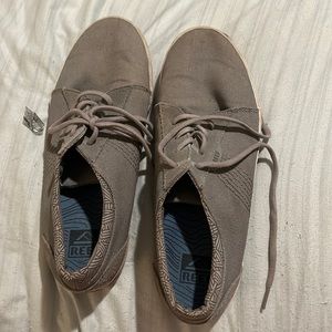 Grey reef men’s shoes